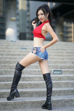 男JI大巴进入女人的视频
